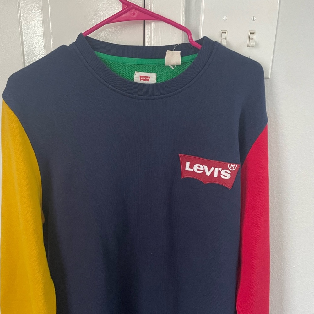 Long sleeve sweat shirt